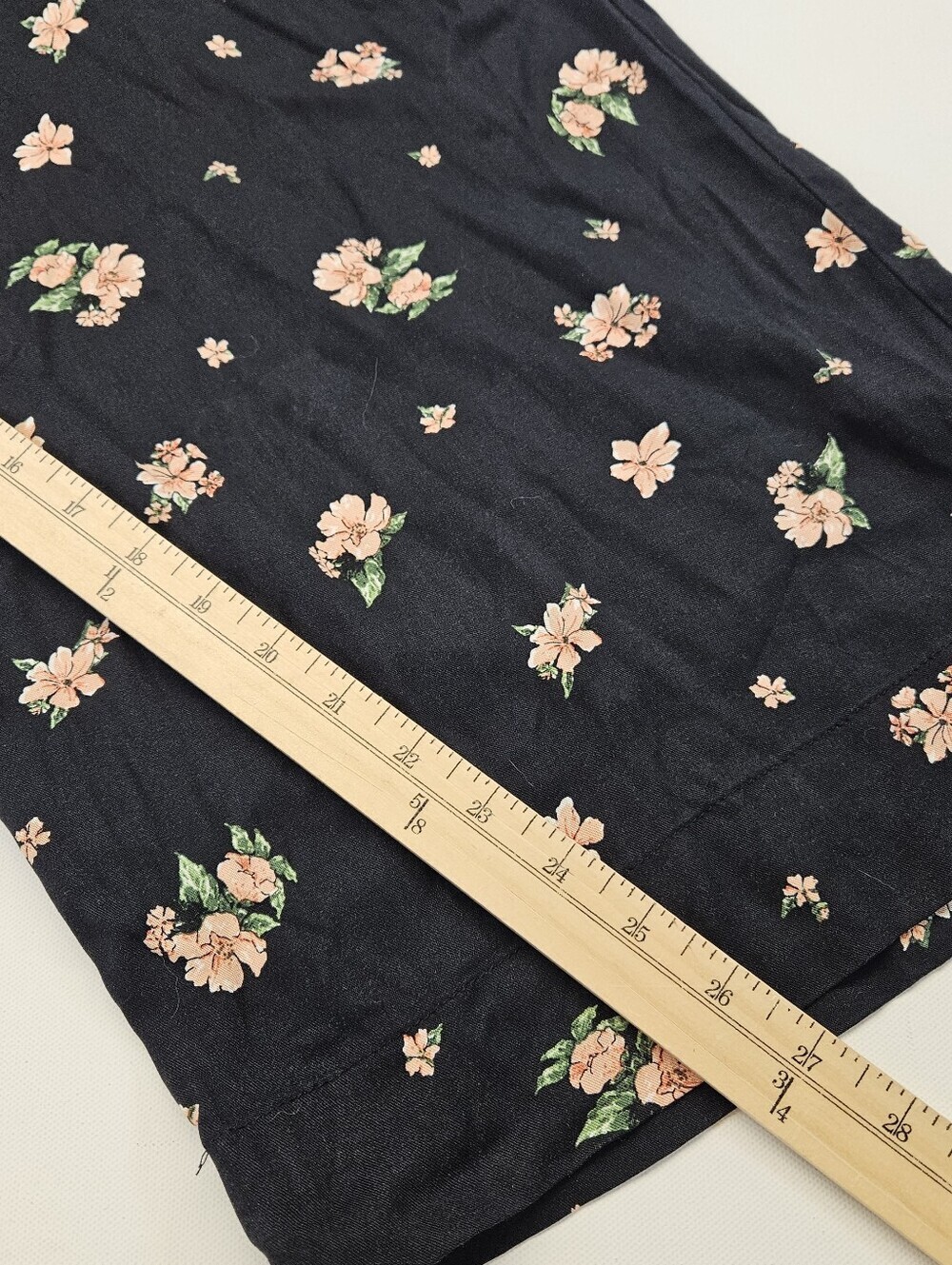 Torrid Women's Stretch Challis Flutter Sleeve Jumpsuit Black Floral NWT Sz 3X - Picture 9 of 9